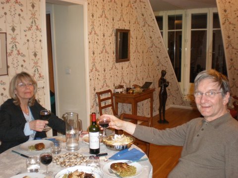 Basile doziert, Hedwig lauscht
